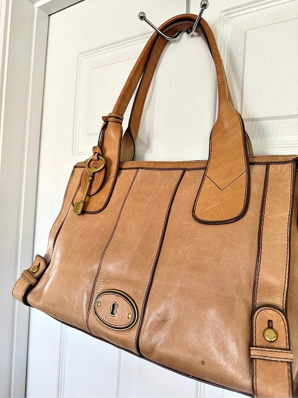 Vintage Fossil Tan Leather Satchel Handbag Key Charm Y2K